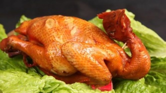 我們老家有一款山東特產(chǎn)，德州扒雞，您吃過了嗎