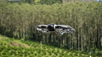 无人机告别“黑飞时代”：从野蛮生长转向“先管后飞”，大疆们如何逃离舒适区？