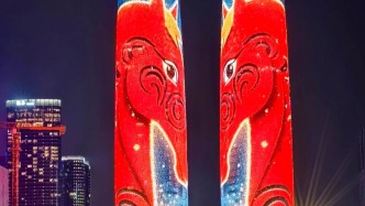 大年初二，金融城双子塔-独属成都的浪漫