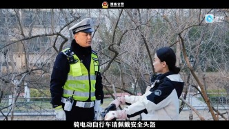 丢了的头盔要自己戴上，人生的路要找到方向