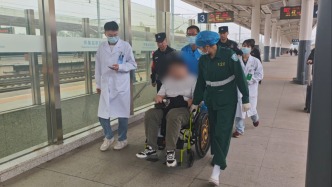 旅客列车突发疾病 怀集铁警紧急联动开辟救助通道