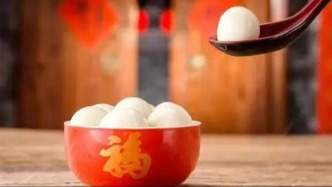 灯火阑珊处的大狂欢：上元节民俗的历史演变与文化意蕴探析