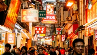  春节，正在被年轻人“私有化”