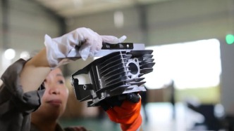 机械轰鸣，干劲十足！沙坪坝园区、企业马力全开