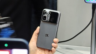 MWC六大黑科技盤點：機器人手機、鏡頭可拆卸，AI給硬件開腦洞
