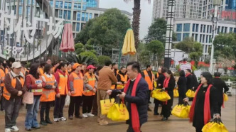 西秀区城管局-情暖元宵  关爱同行