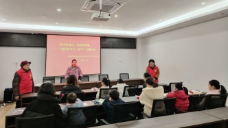 重庆杨家坪街道前进路社区开展：妙手绘童心，拓画筑童趣活动 