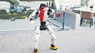 京城汽车4S店开卖机器人