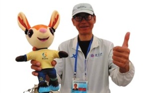 國內(nèi)資深體育記者梁希儀點贊沙灘排球測試賽： 三亞亞沙會籌辦展現(xiàn)國際水準(zhǔn)