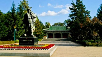 寻迹而来，初心可见！走进杨靖宇烈士陵园！