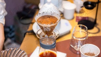 蜜雪和甜啦啦启动咖啡机试点，Tims南宁首店关闭