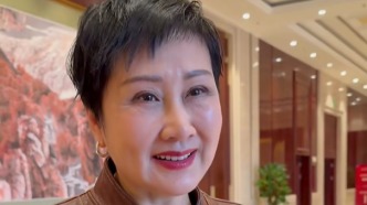 张凯丽点赞藏族舞蹈