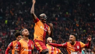 利物浦0-1折戟魔鬼主場！斯洛特百場成笑話！安菲爾德能翻盤？