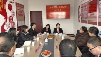 黨建引領 木蘭先行——辛集法院“木蘭心語”調解工作室開展“法庭+婦聯(lián)”座談交流暨普法宣講活動