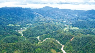 海南热带雨林国家公园“生金”记