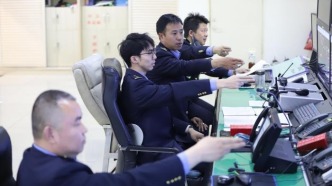 青藏铁路拉萨火车站迎来返程高峰 探访车站“幕后指挥官”
