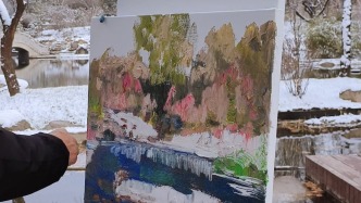 蘭大教授雪景校園寫(xiě)生，同學(xué)：看調(diào)色盤(pán)就覺(jué)得不簡(jiǎn)單