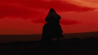 《呼嘯山莊》：愛到極致，便成了風(fēng)