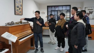 北京经开区文联组织艺术家赴星海钢琴产业园等地采风调研