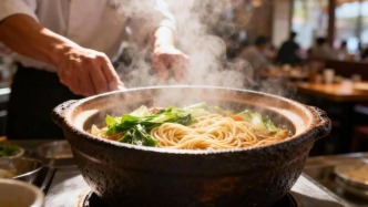 排隊1小時！賈國龍，燜面救西貝？