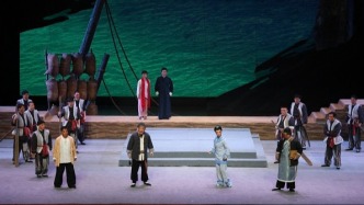 隴韻潤(rùn)青春　美育浸心田——隴劇《大河?xùn)|流》走進(jìn)蘭州新區(qū)科教園區(qū)