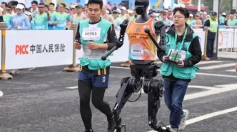 機(jī)器人從實(shí)驗(yàn)室到工廠僅“一步之遙”