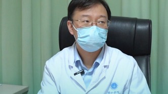 小時候奶奶怕腳長不大不敢做，女孩22歲來門診堅持要做掉