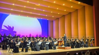 坐不住了，好聽到全場動容→