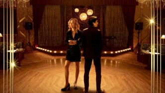 黄子华郑秀文合体，这部港片凭什么让人起立鼓掌？