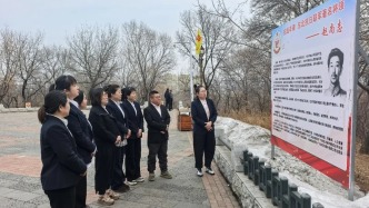 傳承英烈精神 倡導(dǎo)文明祭掃