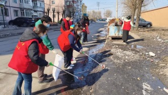 清理白色垃圾 美化站點(diǎn)環(huán)境