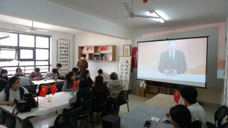 藝啟新程 向美而行｜山東藝術學院書法學院學生黨支部開展“鋒范校園·翰墨潤心”主題黨日暨信仰公開課