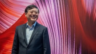 薪酬1.6億的楊元慶，一口氣又捐了2億