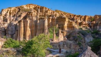 夢幻云南，元謀土林梳新妝，一鏡春色入畫來