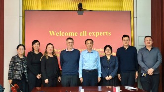 山東科技大學(xué)地科學(xué)院代表山東科技大學(xué)與英國伯明翰大學(xué)正式簽署兩項學(xué)生聯(lián)合培養(yǎng)項目