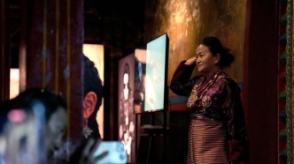 西藏非遺系列活動(dòng)在拉薩啟幕 “邊講邊演”活化藏戲傳承