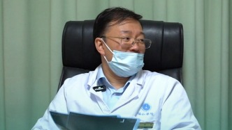 寶寶腿上一整圈凹痕，到底是皮紋還是束帶綜合征