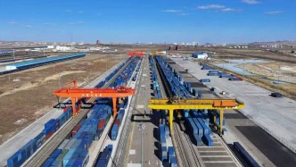 今年中歐班列“東通道”通行量突破2000列