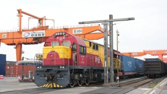 “渝車出?！痹偌铀?“重慶造”新能源汽車高效通達東盟