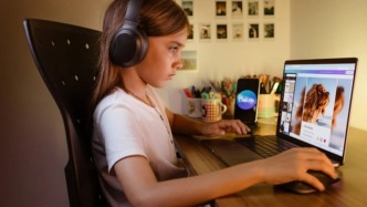 青少年心理咨询：孩子不愿上学、沉迷手机？警惕是否有抑郁症/躁郁症