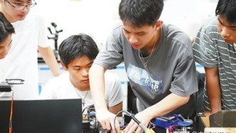 浙江大學(xué)有機(jī)融合產(chǎn)學(xué)研用，深化創(chuàng)新人才培養(yǎng)改革