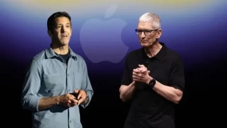 27萬億的蘋果突然換帥