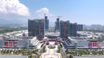 习近平为义乌“换上一件大衣服”