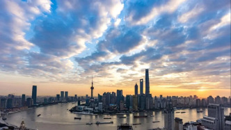 2001年APEC上海会议的成就及对上海的积极影响