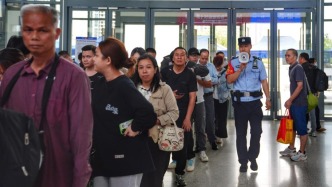 五一小长假客流高峰 佛山铁警全力保障出行顺畅