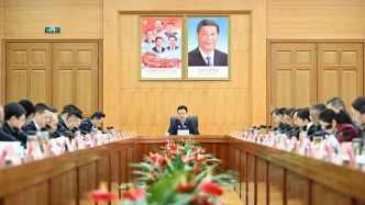 王君正主持召开自治区党委统一战线工作领导小组会议