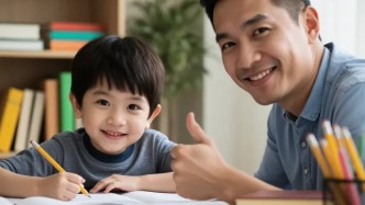 4歲兒子往花盆撒尿，正面管教無(wú)效，我用一招輕松根治