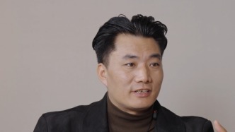 被外在的評價捆綁束縛，在生存的路上找到自己