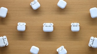 苹果AI硬件“首秀”押注AirPods， AI耳机即将告别“伪概念”？