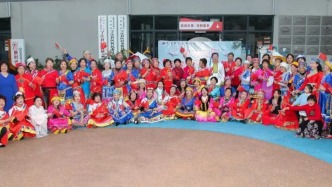 石榴花開潤蓉城 成都龍泉驛區(qū)寧江社區(qū)以統(tǒng)戰(zhàn)之力繪就民族團結(jié)新畫卷